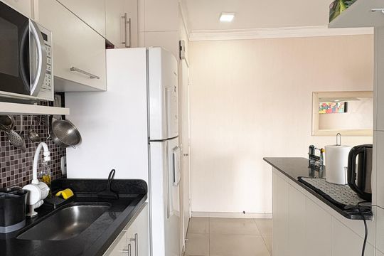 Cozinha de apartamento para alugar com 3 quartos, 70m² em Moinho Velho, São Paulo