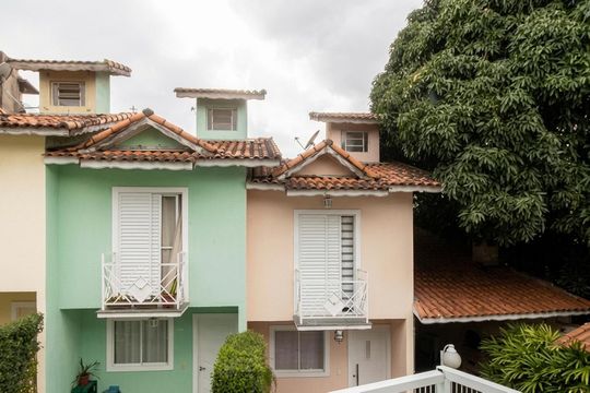 Fachada de casa de condomínio para alugar com 2 quartos, 80m² em Jardim do Papai, Guarulhos