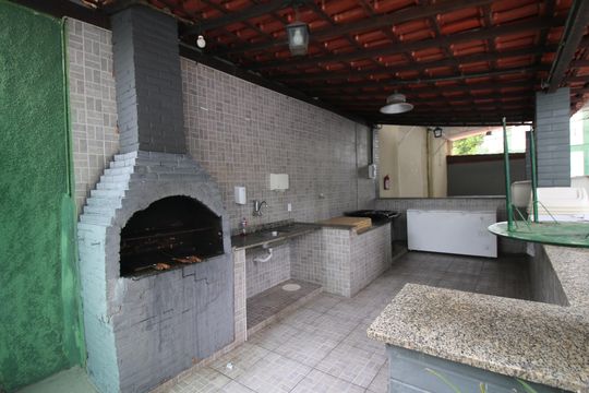 Área comum - Churrasqueira de apartamento para alugar com 2 quartos, 49m² em Irajá, Rio de Janeiro