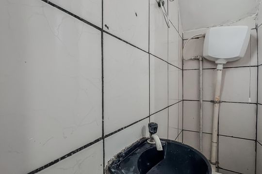 Banheiro de casa para alugar com 1 quarto, 32m² em Jardim Matarazzo, São Paulo