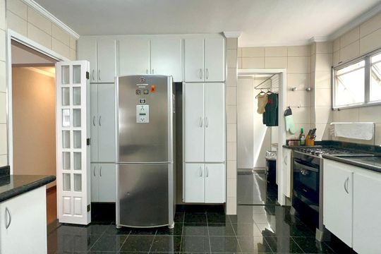 Cozinha de apartamento à venda com 3 quartos, 129m² em Perdizes, São Paulo