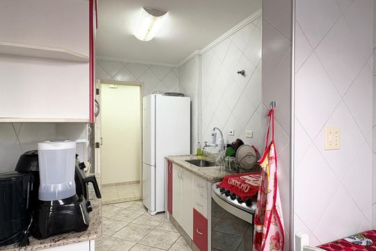 Cozinha de apartamento à venda com 2 quartos, 59m² em Vila Amélia, São Paulo