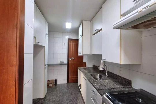 Apartamento à venda com 3 quartos, 230m² em Buritis, Belo Horizonte