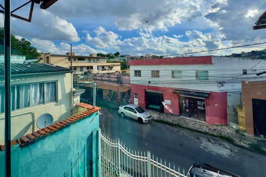 Área da cobertura - Vista  de casa para alugar com 3 quartos, 140m² em Cachoeirinha, Belo Horizonte