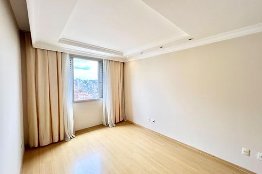 Suíte de apartamento para alugar com 3 quartos, 170m² em Grajaú, Belo Horizonte