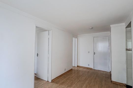 Sala de apartamento para alugar com 2 quartos, 41m² em Vila Ré, São Paulo