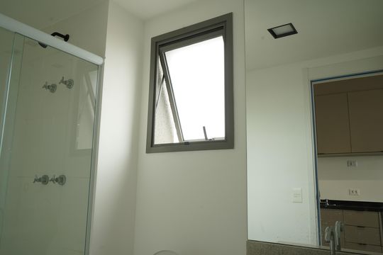 Banheiro de apartamento para alugar com 1 quarto, 27m² em Vila Matilde, São Paulo