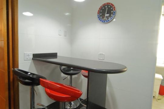 Cozinha  de apartamento à venda com 3 quartos, 110m² em Jardim Chácara Inglesa, São Bernardo do Campo