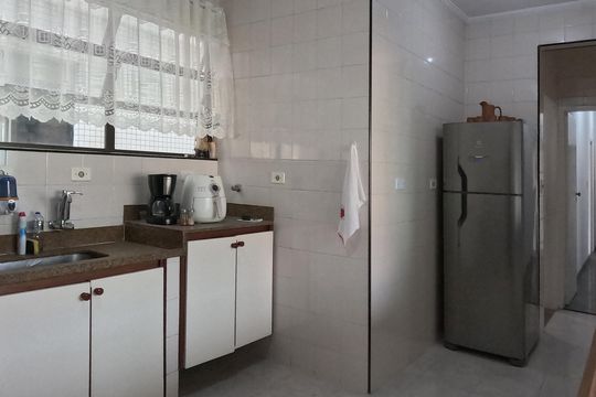 Cozinha de apartamento para alugar com 3 quartos, 146m² em Aparecida, Santos