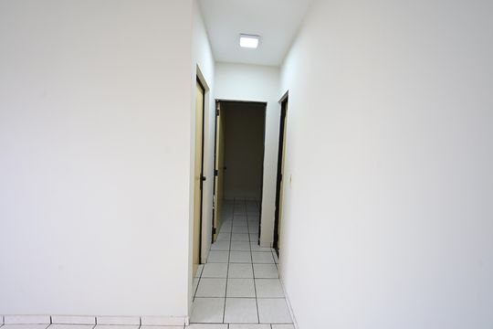Corredor de apartamento para alugar com 2 quartos, 59m² em Vila Brasilia, Goiânia