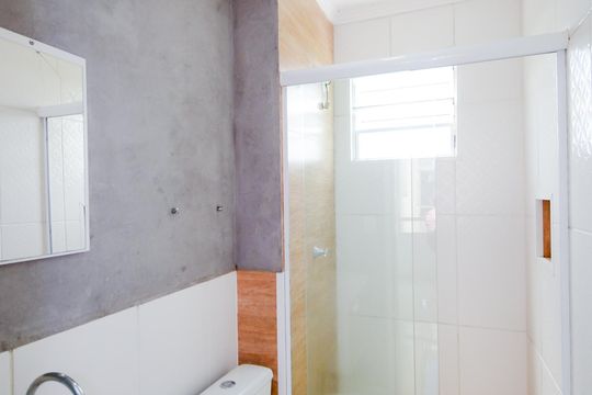 Banheiro  de apartamento para alugar com 2 quartos, 46m² em Vila Alzira, Guarulhos