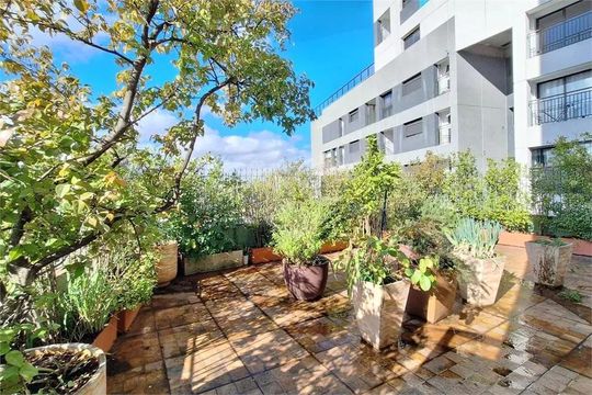Entrada de apartamento para alugar com 2 quartos, 114m² em Sumarezinho, São Paulo