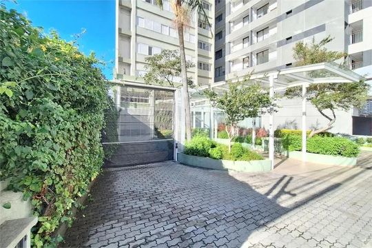 Entrada de apartamento para alugar com 2 quartos, 114m² em Sumarezinho, São Paulo