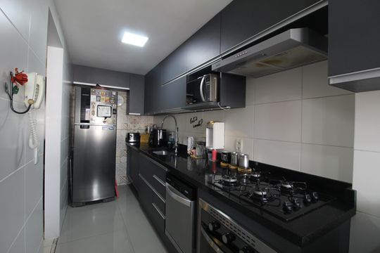Cozinha de apartamento à venda com 2 quartos, 68m² em Taquara, Rio de Janeiro