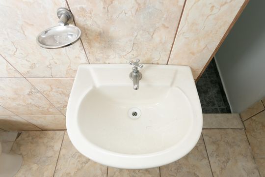 Banheiro da Suíte  de casa para alugar com 3 quartos, 120m² em Vila Verde, São Paulo