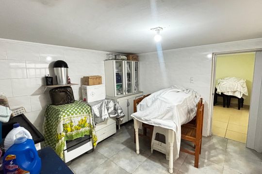 Porão - Cozinha de casa à venda com 3 quartos, 200m² em Vila Pires, Santo André