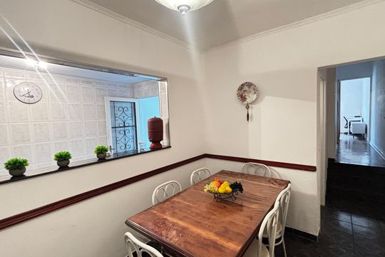 Sala de Jantar - Cozinha de casa à venda com 3 quartos, 200m² em Vila Pires, Santo André