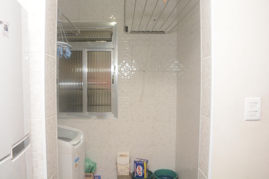 Lavanderia de apartamento à venda com 2 quartos, 49m² em Vila Bancaria, São Paulo