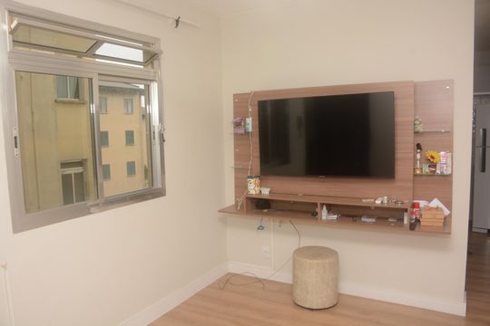 Apartamento à venda com 2 quartos, 49m² em Vila Bancaria, São Paulo