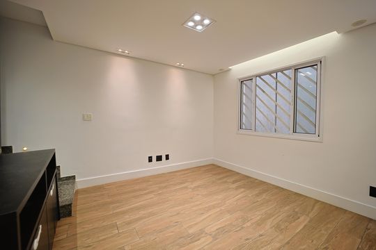 Casa de Condomínio à venda com 2 quartos, 72m² em Vila Dalila, São Paulo