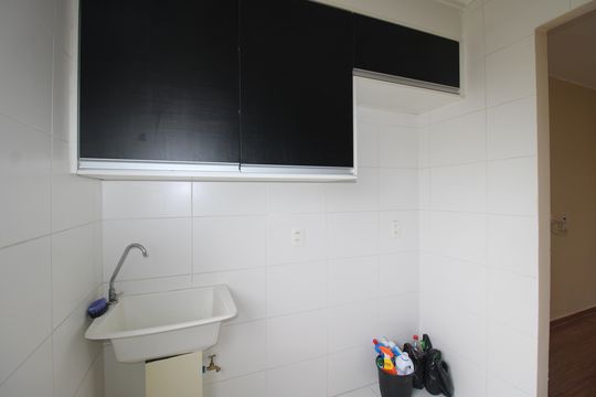 Cozinha de apartamento para alugar com 2 quartos, 38m² em Colônia (zona Leste), São Paulo