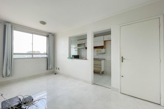 Sala de apartamento para alugar com 2 quartos, 54m² em Jardim Roberto, Osasco