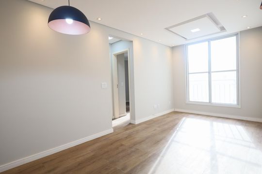 Sala de apartamento para alugar com 2 quartos, 48m² em São Pedro, Osasco