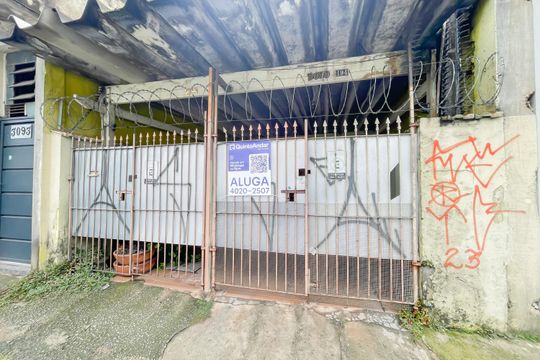 Fachada de casa para alugar com 2 quartos, 125m² em Centro, Osasco