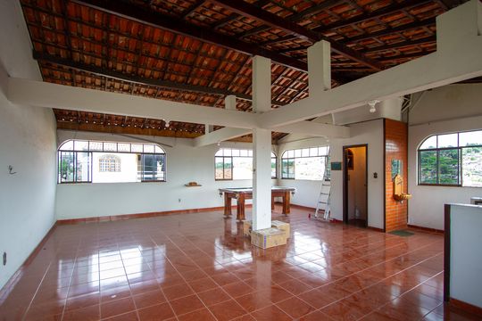 Terraço de casa de condomínio para alugar com 3 quartos, 200m² em Galo Branco, São Gonçalo