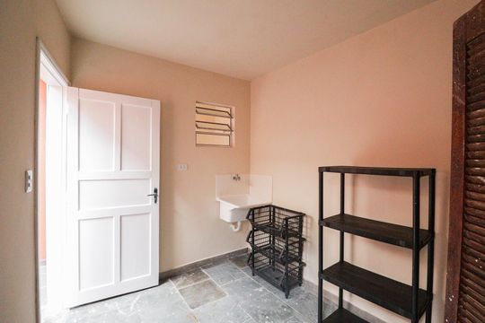 Edicula de casa para alugar com 3 quartos, 130m² em Santana, São Paulo