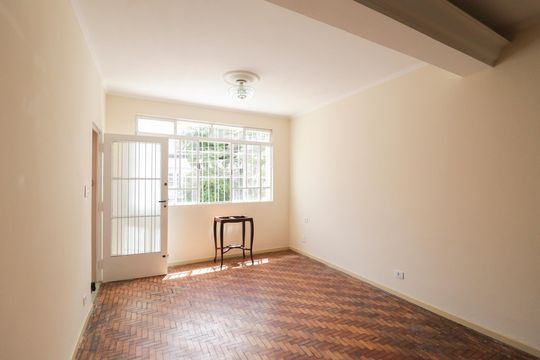 Casa para alugar com 3 quartos, 130m² em Santana, São Paulo