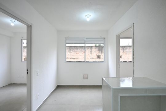 Apartamento à venda com 2 quartos, 35m² em Vila Suzana, São Paulo