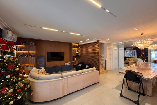 Casa de Condomínio para alugar com 5 quartos, 550m² em Barra da Tijuca, Rio de Janeiro