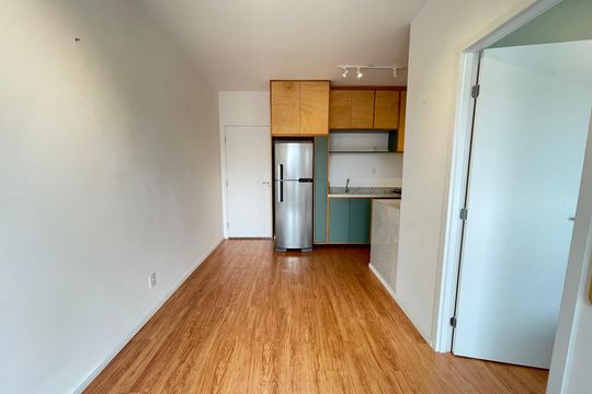 Sala de apartamento para alugar com 1 quarto, 31m² em Vila Sonia, São Paulo