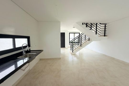 Cozinha de casa de condomínio para alugar com 3 quartos, 154m² em Mirante Estrelas, Vinhedo