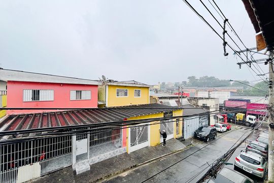 Vista da Rua de casa à venda com 4 quartos, 170m² em Vila Iolanda(lajeado), São Paulo