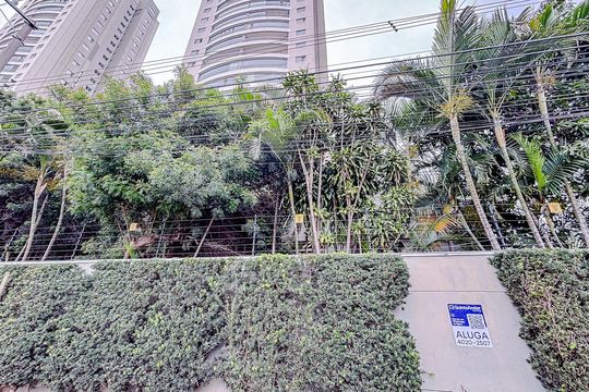 Fachada com Placa de apartamento para alugar com 3 quartos, 84m² em Parque Maria Luiza, São Paulo