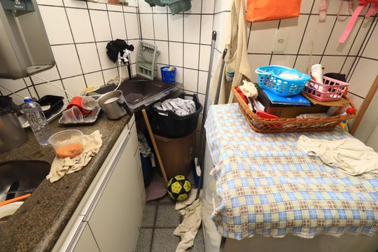 Área de serviço de apartamento para alugar com 3 quartos, 68m² em Narandiba, Salvador