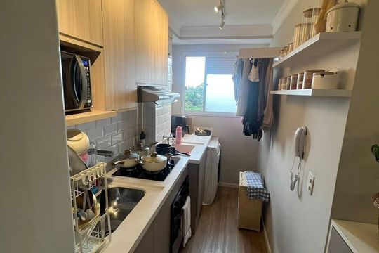 Cozinha de apartamento para alugar com 2 quartos, 42m² em Jardim Alvorada (Zona Oeste), São Paulo