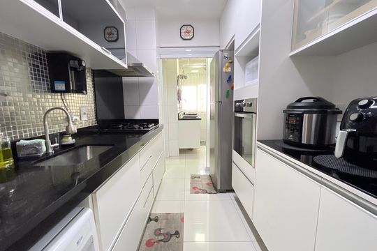 Cozinha de apartamento à venda com 3 quartos, 95m² em Jardim Arpoador, São Paulo
