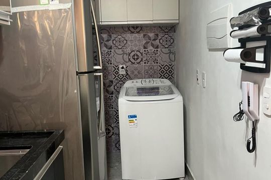 Área de serviço de apartamento para alugar com 2 quartos, 58m² em Roselândia, Cotia