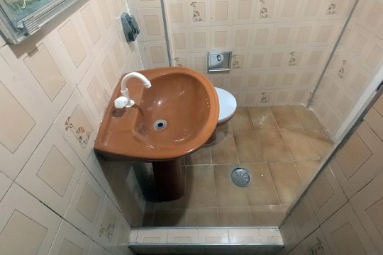 Banheiro de apartamento para alugar com 1 quarto, 36m² em Boqueirão, Santos