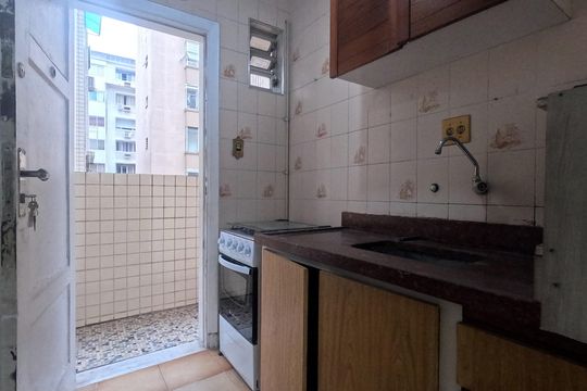 Cozinha de apartamento para alugar com 1 quarto, 36m² em Boqueirão, Santos