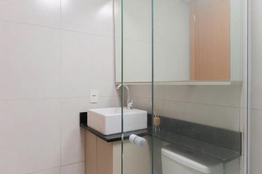 Banheiro de apartamento para alugar com 1 quarto, 27m² em Santana, São Paulo
