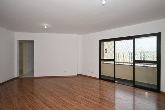 Apartamento para alugar com 2 quartos, 76m² em Chácara Agrindus, Taboão da Serra