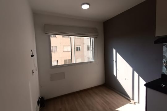 Sala de apartamento à venda com 1 quarto, 24m² em Paraíso do Morumbi, São Paulo