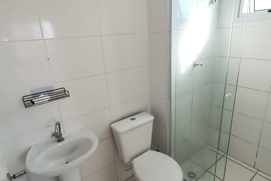 Banheiro de apartamento à venda com 1 quarto, 24m² em Paraíso do Morumbi, São Paulo