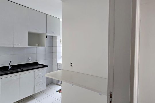 Cozinha e Área de Serviço de apartamento para alugar com 2 quartos, 58m² em Picanço, Guarulhos