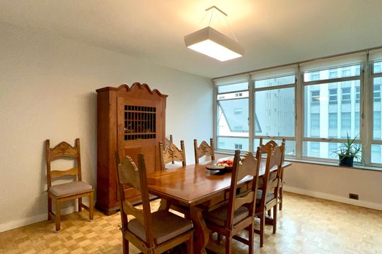 Sala de Jantar de apartamento à venda com 3 quartos, 220m² em Jardim Paulista, São Paulo