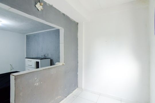 Quarto de casa para alugar com 1 quarto, 58m² em Vila Maricy, Guarulhos